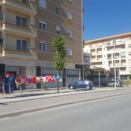 Ferienwohnung Ilarias Flat Vlorë Exterior foto