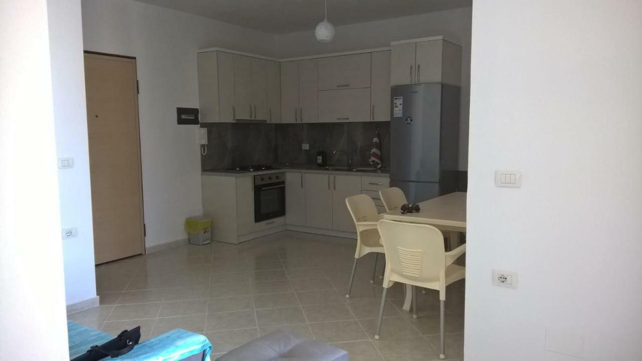 Ferienwohnung Ilarias Flat Vlorë Exterior foto